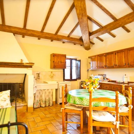 Casa Castellina ξενώνας Φολίνιο Δωμάτιο φωτογραφία
