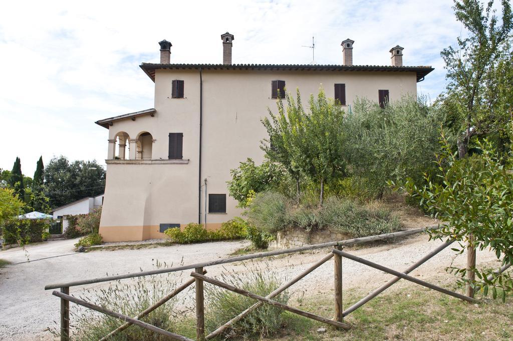 Casa Castellina ξενώνας Φολίνιο Εξωτερικό φωτογραφία