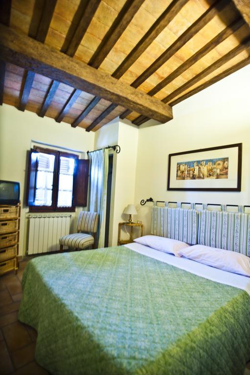 Casa Castellina ξενώνας Φολίνιο Δωμάτιο φωτογραφία